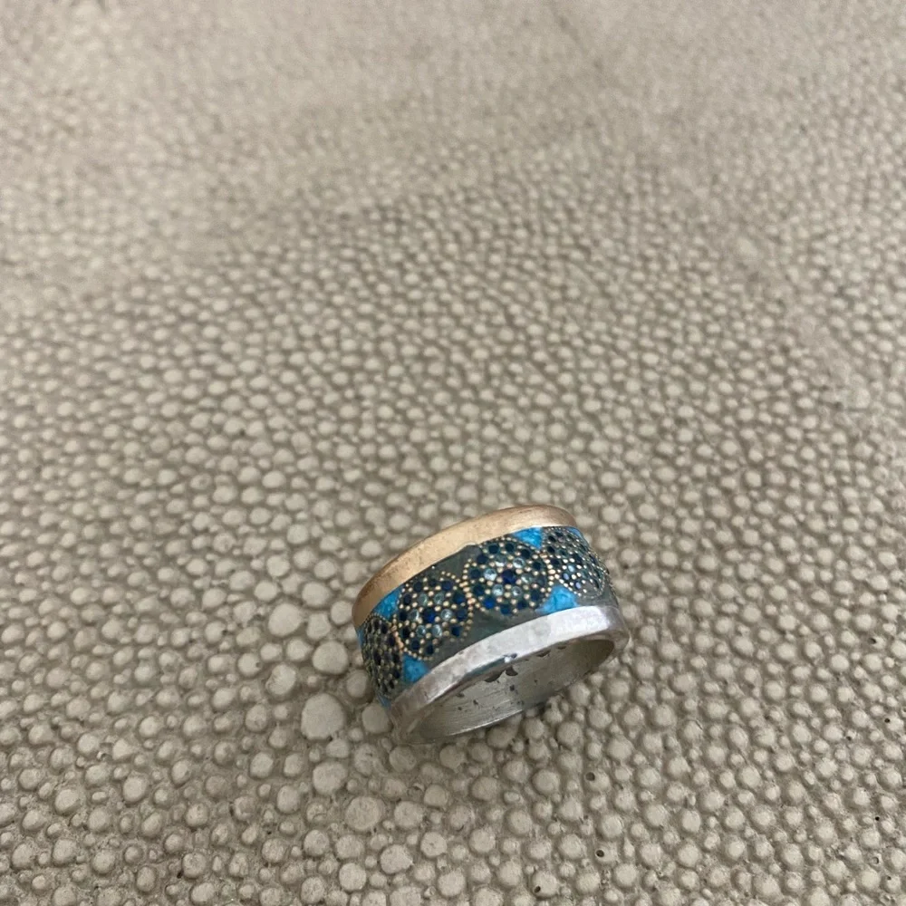 Ring - Picture 2 of 2